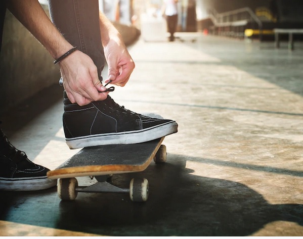 6 Tips Aman dan Mudah Merawat Sneakers