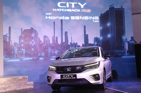 City Hatchback RS Disuntik Honda Sensing