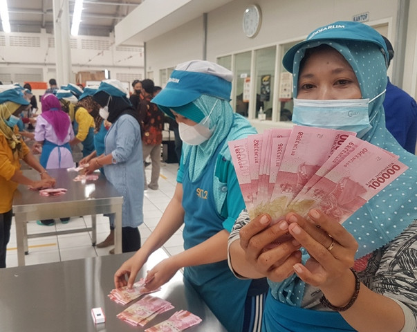 Pelanggaran THR 2022 Tembus 2.114 Aduan