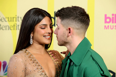 Terungkap! Ini Nama Bayi Priyanka Chopra dan Nick Jonas
