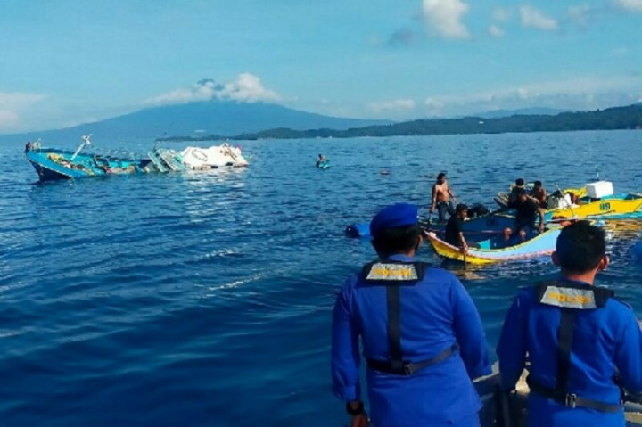 KM Metanoia Kecelakaan Laut di Bitung, 13 ABK Dievakuasi