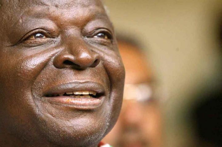 Mantan Presiden Kenya Kibaki Meninggal Dunia