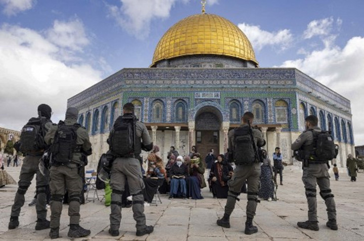 Populer Internasional: Pasukan Israel Serbu Al-Aqsa Hingga Tiongkok Hukum Mati Warga AS