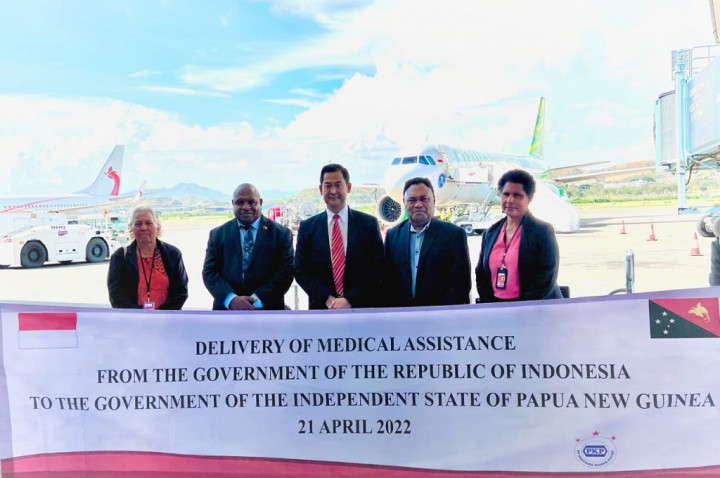 Indonesia Serahkan Bantuan kepada Papua Nugini untuk Penanganan Covid-19