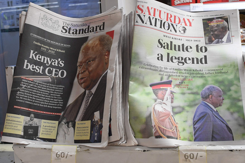 Kenya Berduka, Wajah Presiden Mwai Kibaki Hiasi Surat Kabar