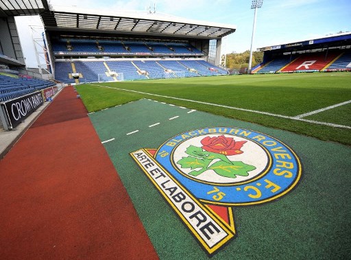 Sejarah, Blackburn Rovers Klub Liga Inggris Pertama Gelar Salat Idulfitri di Stadion