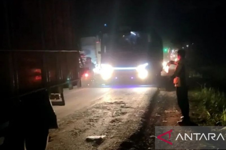 2 Hari Macet Total, Jalinsum Timur Palembang-Jambi Terurai Kendaraan Padat Merayap