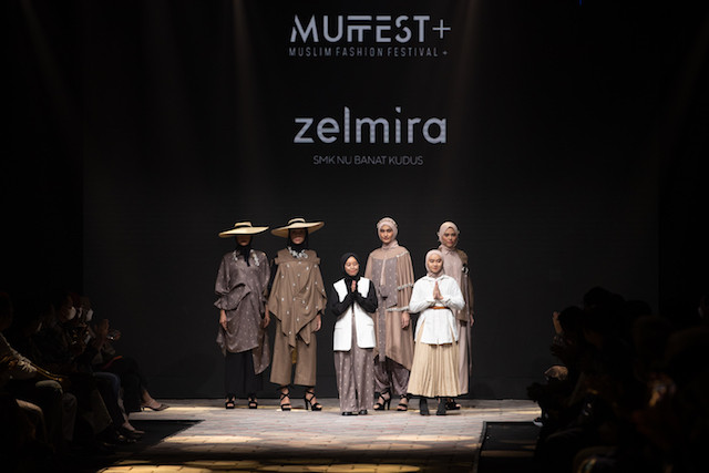 Siswi SMK NU Banat Tampil Mengagumkan di MUFFEST+ 2022