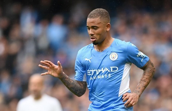 Gabriel Jesus Belum Mau Pikirkan Hengkang