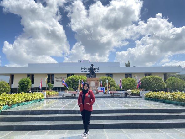 Cerita Mahasiswa Peserta Program IISMA dari UMM Jalani Puasa di Thailand