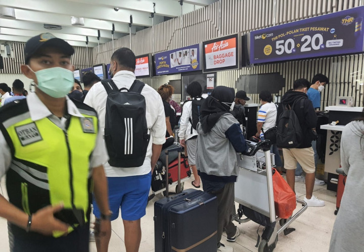Hindari Lonjakan Harga Tiket dan Penumpang, Bandara Soetta Mulai Ramai Pemudik