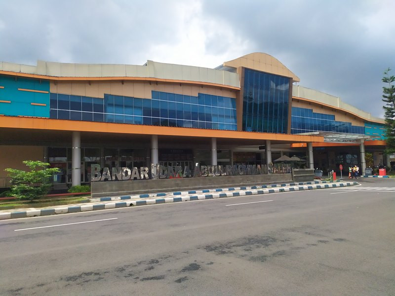  Bandara Abdul Rachman Saleh, Malang, Jawa Timur.