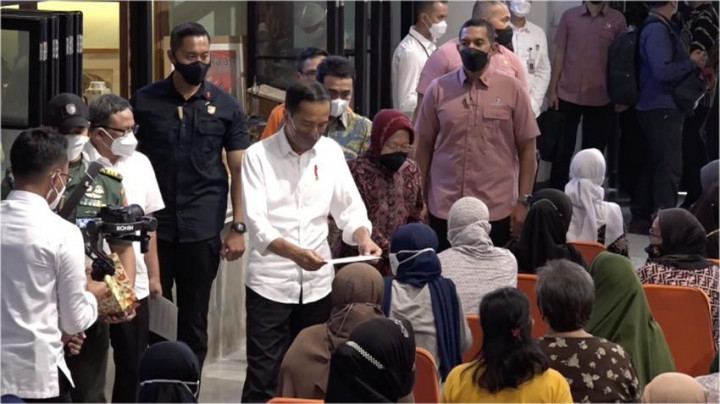 Presiden Apresiasi Pencapaian Pos Indonesia Salurkan BLT Minyak Goreng 98,3% dalam 14 Hari