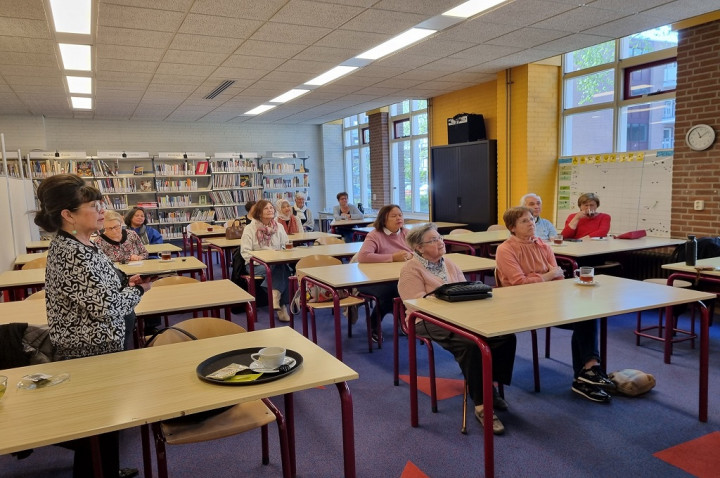 Lokakarya Tenun Sumba di Kota Best Belanda Angkat Peran Emansipasi Wanita