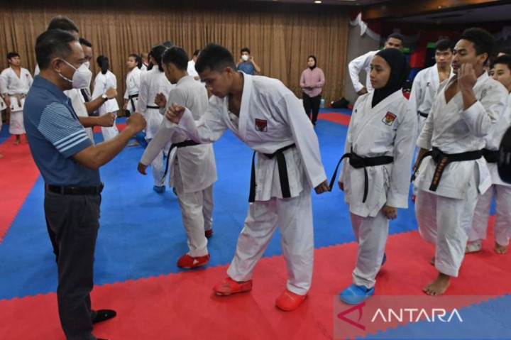 Menpora Minta Atlet yang Dikirim ke SEA Games Vietnam Bisa Raih Medali