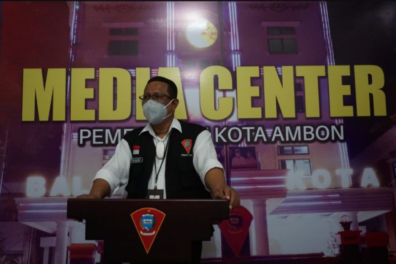 Jubir Satgas Percepatan Penanganan Covid-19 Kota Ambon, Joy Adriaansz. ANTARA/ Penina F Mayaut.