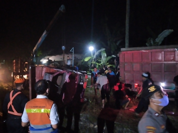 Truk Tertabrak di Sleman, Puluhan Jadwal KA Terlambat