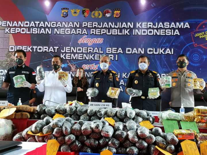 Peredaran Ratusan Kilogram Ganja dan Sabu Digagalkan