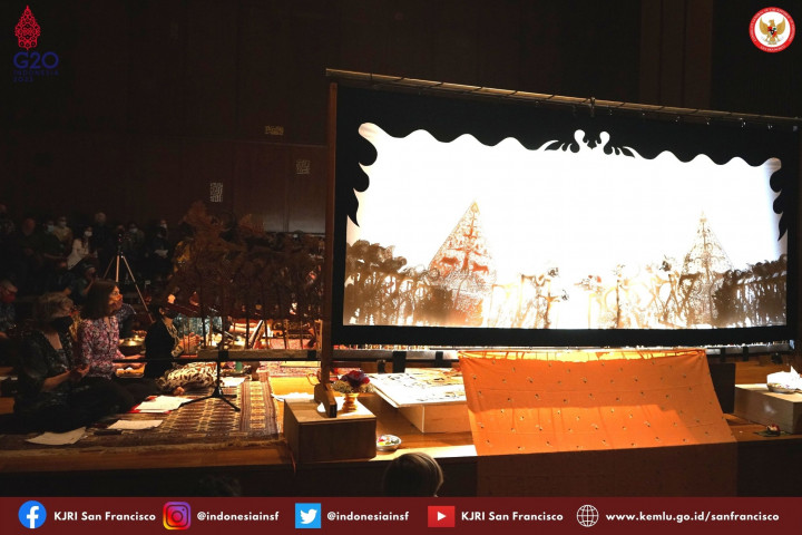 Javanese Shadow Play Held in Berkeley