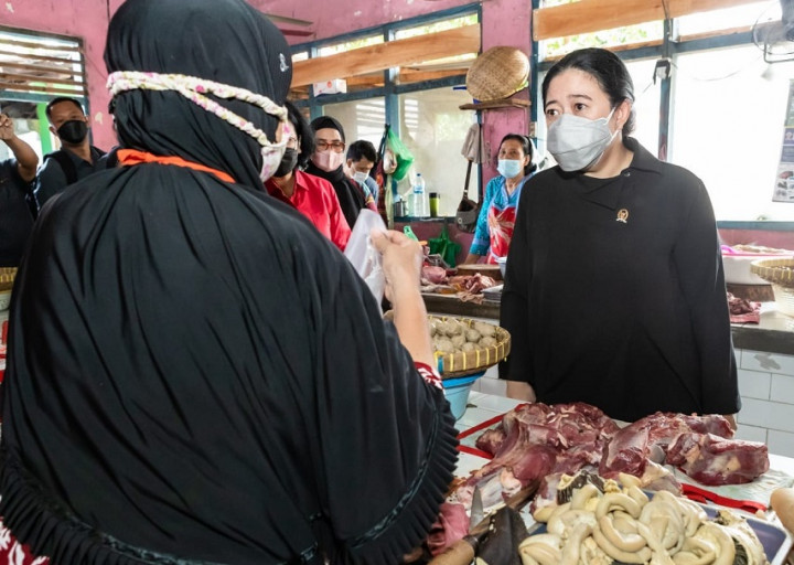 Jelang Lebaran, Ketua DPR Cek Harga Pangan di Pasar Jungke Karanganyar