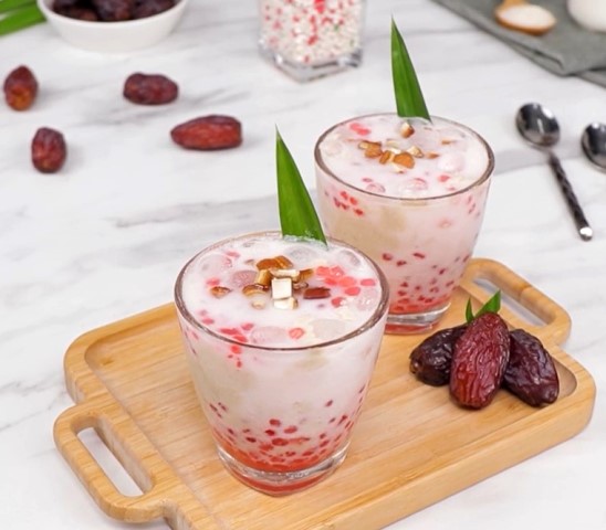 Ini minuman segar untuk minuman dengan campuran pacar cina. (Foto: Dok. Endeus TV)