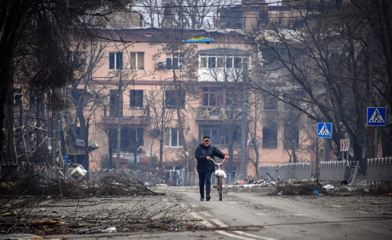 Kota Mariupol, Ukraina hancur akibat serangan Rusia. Foto: AFP