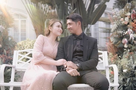Kemesraaan Amanda Manopo dan Arya Saloka Viral Lagi
