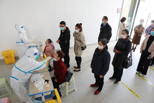 Hangzhou Mulai Lakukan Tes Massal Covid-19, Kasus di Shanghai Mulai Mereda