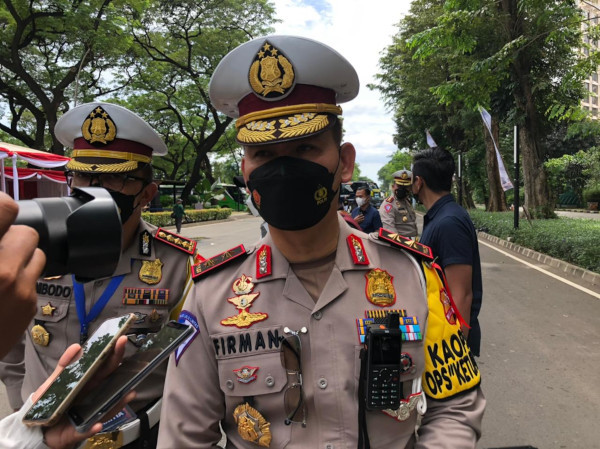 <i>Update</i> Arus Mudik: KM 46-70 Tol Cikampek <i>Contra Flow</i> dan KM 70-414 <i>One Way</i>