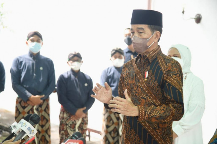 Jokowi: <i>Alhamdulillah</i> Salat Id dan Mudik Lancar