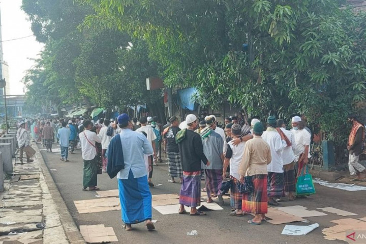 Warga Pasar Gembrong Jadikan Idulfitri Momen untuk Bangkit