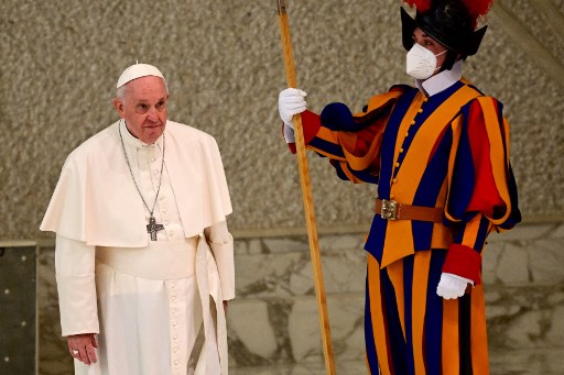 Paus Fransiskus Ingin Bertemu dengan Putin di Moskow