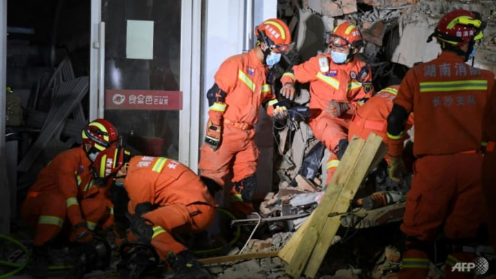 Dua Tewas Akibat Gedung Roboh di Tiongkok