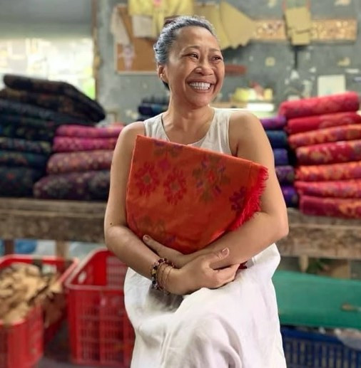 Viral Bule Bugil di Pohon Keramat di Bali, Niluh Djelantik: Turis Sampah!