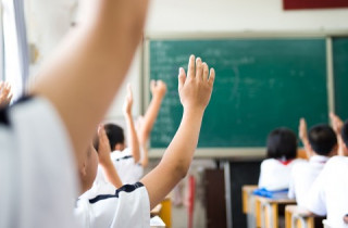 28 guru-siswa positif corona, ptm di bekasi disetop mulai besok