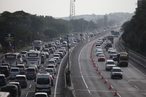 Ilustrasi one way dan contraflow arus balik ( Foto: MI/Arya Manggala )