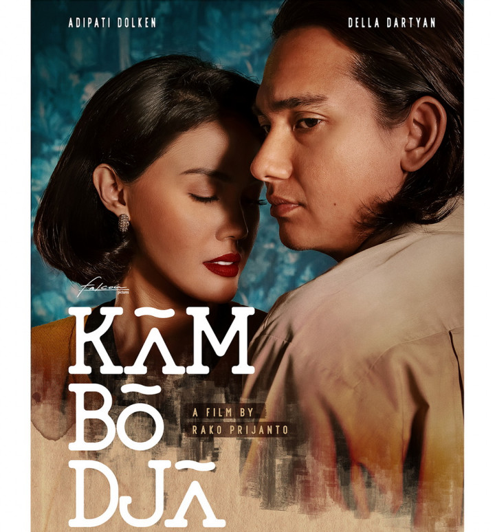 Cinta Terlarang Adipati Dolken dan Della Dartyan di Film Kambodja