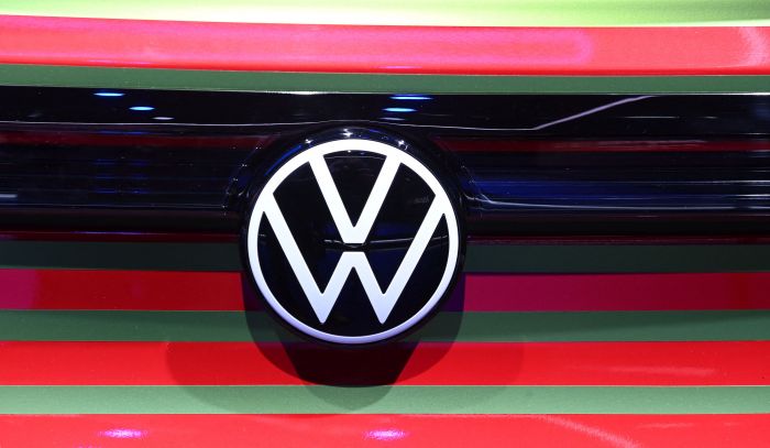 Volkswagen Tanam Investasi Rp152 Triliun untuk Mobil Listrik di Spanyol