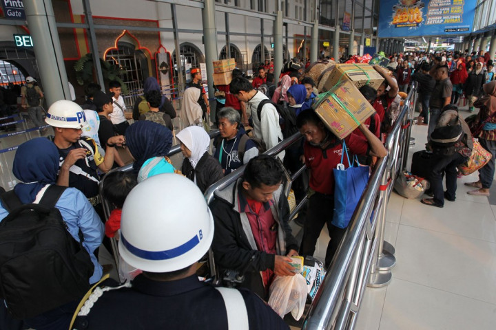 Kemenhub Catat 840.761 Pergerakan Penumpang Angkutan Umum pada H+2