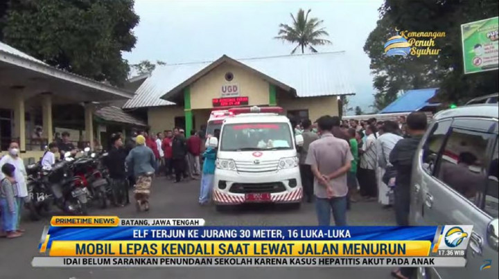 Elf Terjun ke Jurang 30 Meter, 16 Orang Terluka