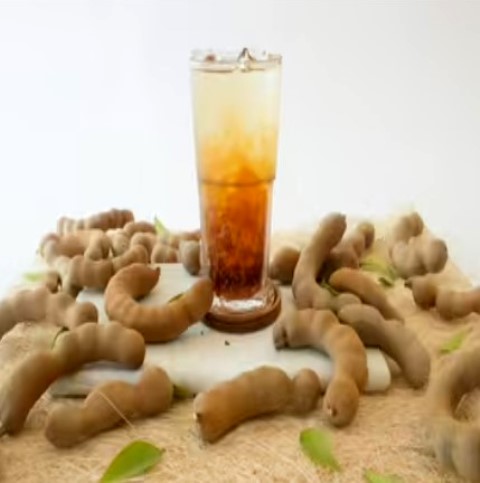 Segar Bermanfaat Minuman Soda Asam Jawa, Tak Cuma Sekedar Bumbu Lho!