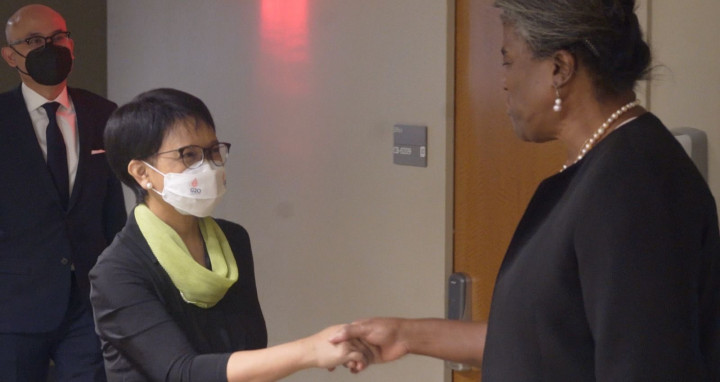 Menlu Bahas Situasi Ukraina dengan Sekjen dan Dubes AS untuk PBB