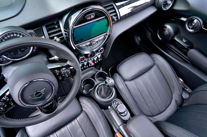 MINI Jadi Korban Perang Rusia & Ukraina