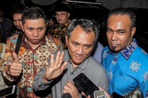 Andi Arief Berjanji Kooperatif Membeberkan Informasi ke KPK