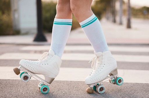 Sepatu roda mencapai puncaknya di era roller-disko pada tahun 70-an dan 80-an. (Foto: Ilustrasi. Dok. Freepik.com)