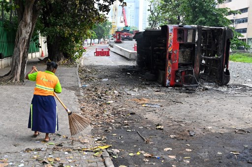 7 Tewas Akibat Bentrokan, Jalanan Sri Lanka Kini Mulai Tenang