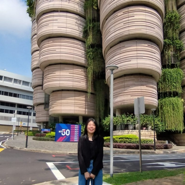 Ikut IISMA, Mahasiswa Unair Ini Dapat Pengalaman Kuliah di NTU Hingga Belajar Bahasa Isyarat