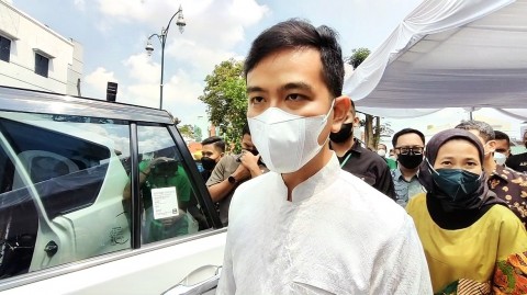 Gibran Akan Izinkan Pertandingan Sepak Bola dengan Penonton