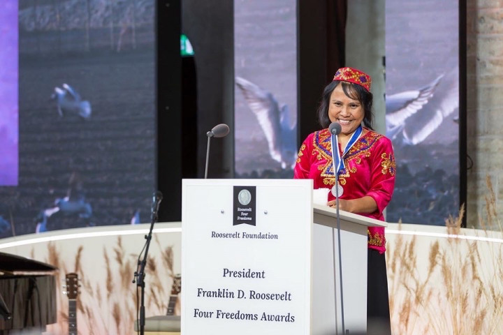 Dorong Perempuan Poso Jadi Agen Perubahan, Alumnus Teologi UKDW Raih Four Freedom Awards 2022