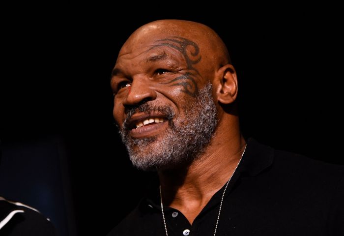Mike Tyson Bebas Dakwaan Insiden Pemukulan di Pesawat, Ini Kata Jaksa